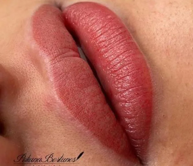 Micropigmentação lábios