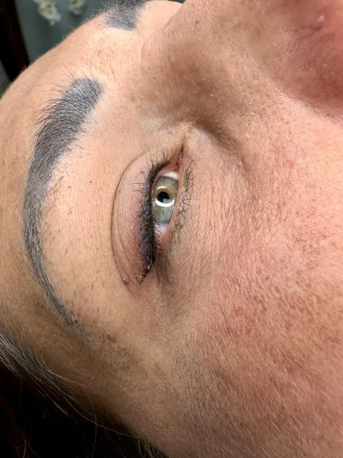 Micropigmentação olhos